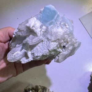 Nature collector-quality aquamarine specimen