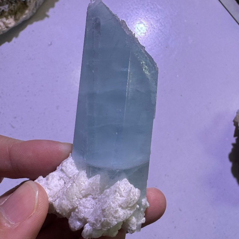 Natural quality aquamarine
