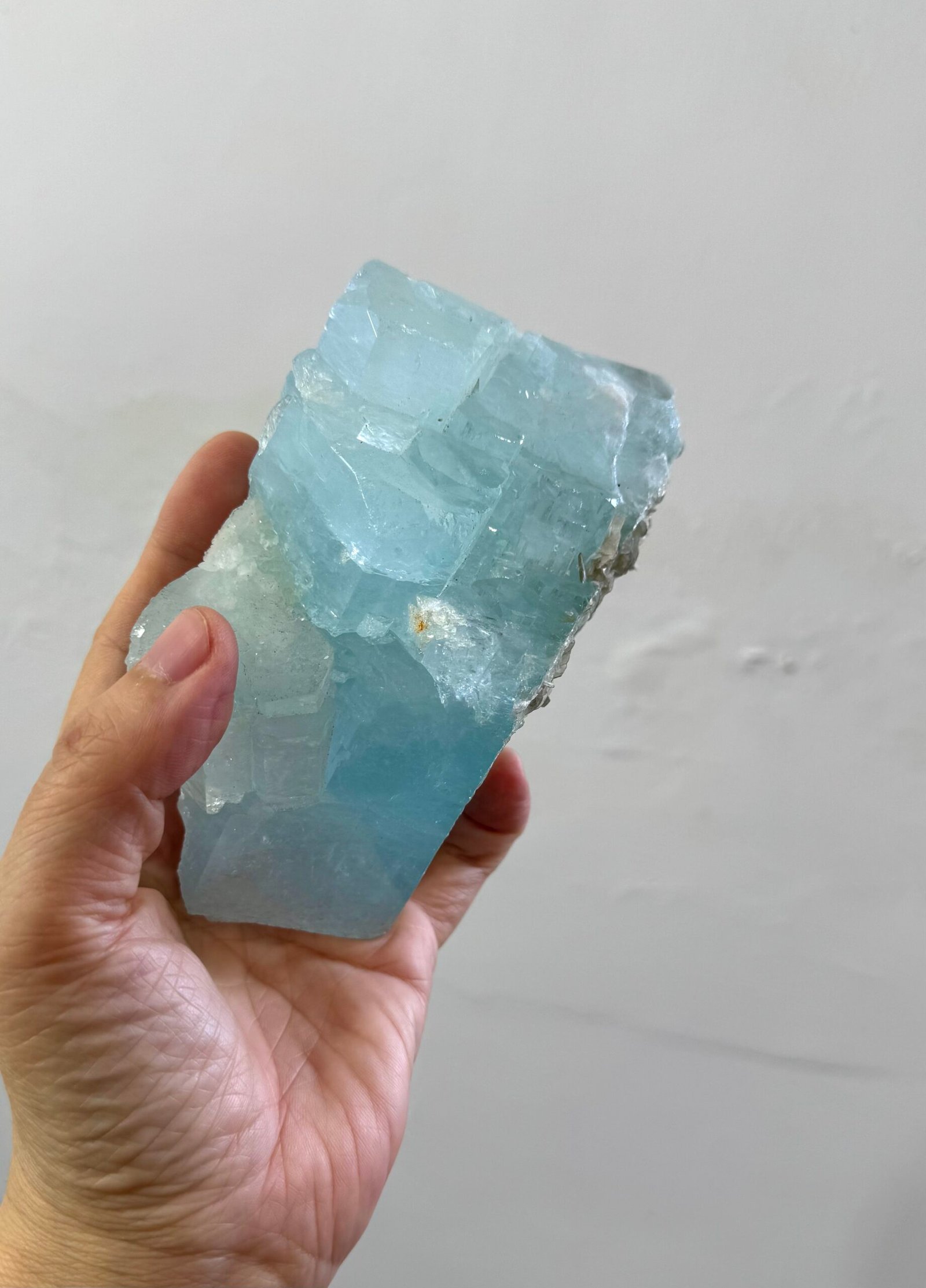 Pakistan Narga Mine Aquamarine with Muscovite | 1005.8g Collector-Grade Natural Sky Blue Crystal Specimen - 图片 5